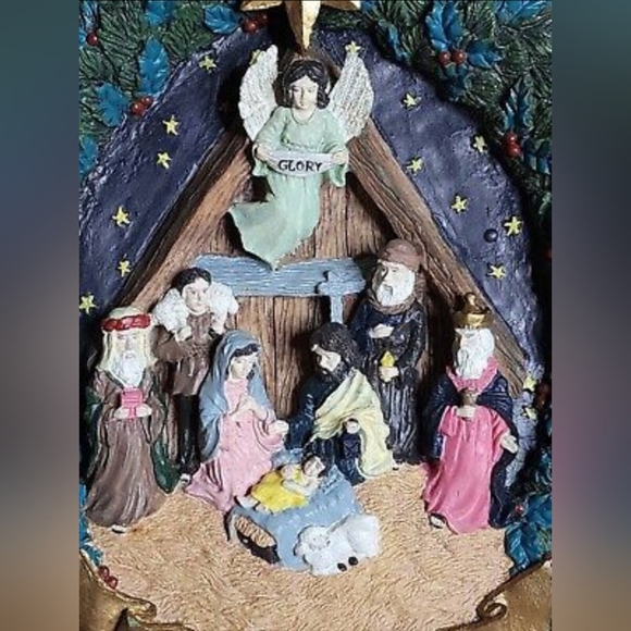 Vintage Gift Innovations Story of Christmas Wreath Wall Hanging. Holiday, Religi - Picture 4 of 9